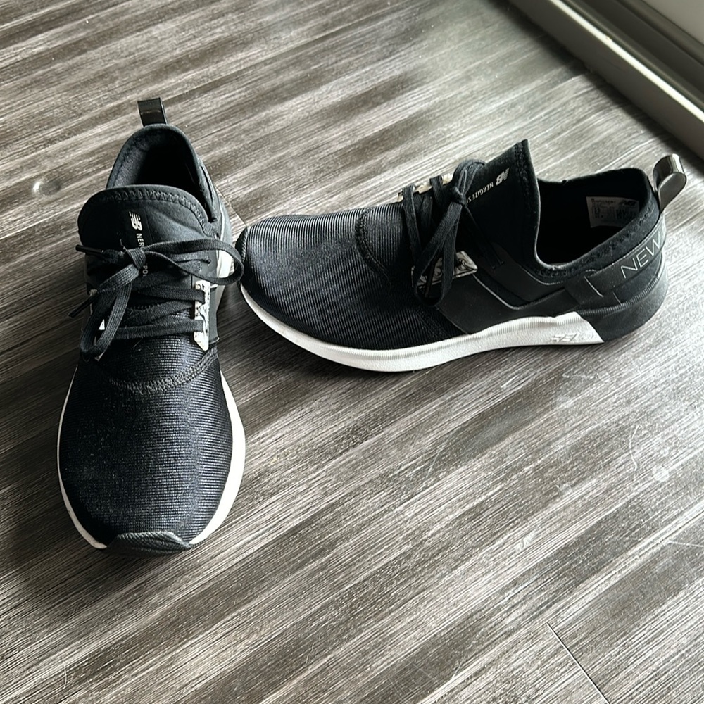 Women’s New Balance sneakers size 7.5